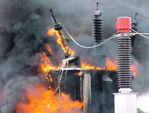 Pic414-300x226 Pic414-300x226 Fires triggered by explosions of oil bushings have been a serious problem in some countries, as in this photo from Brazil. bushings Bushing Technology Review Pic414 300x226