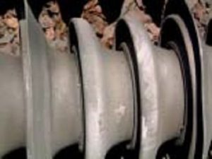 Topic-5-June-8_04-300x225 Topic-5-June-8_04-300x225 RTV coated 400 kV post insulator fitted with shed extenders shows excellent hydrophobicity after almost 4 years of service in polluted environment flashover Flashovers Combatted at South African Substation Topic 5 June 8 04