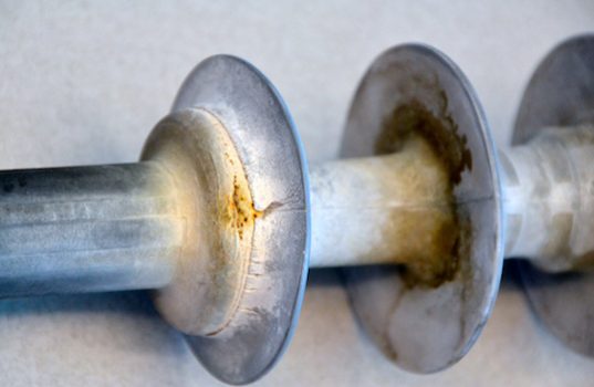 Service Experience with Composite Line Insulators: EPRI Perspective