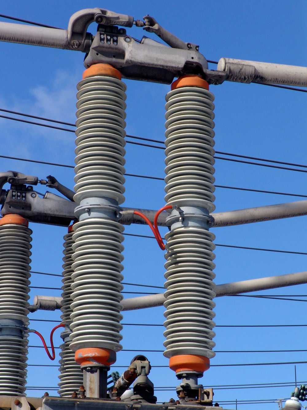 Solution-to-flashovers-of-RG-posts- Solution-to-flashovers-of-RG-posts- substation Program of Pollution Countermeasures Paid Off at Key Transmission Substation Solution to flashovers of RG posts
