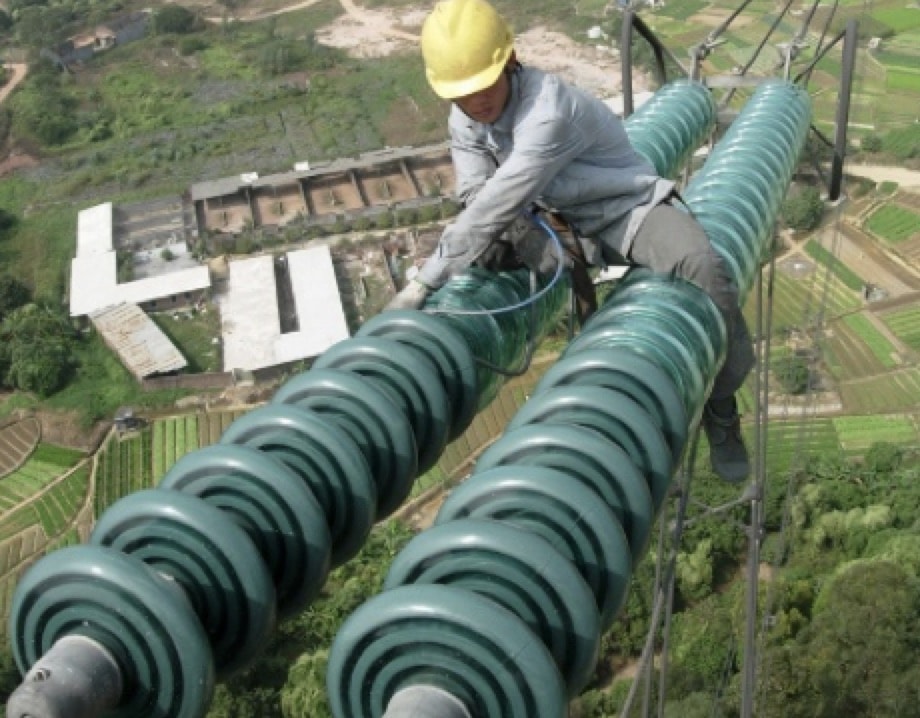 Application of RTV Coatings on insulator