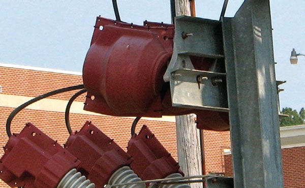 Fig74 Fig74 Figure 7: Large arrester cover with poor lead management. arrester Wildlife Protective Devices for Arresters Fig74