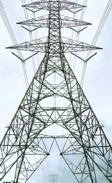 Typical suspension tower on 500 kV ATWR-BTRK line.