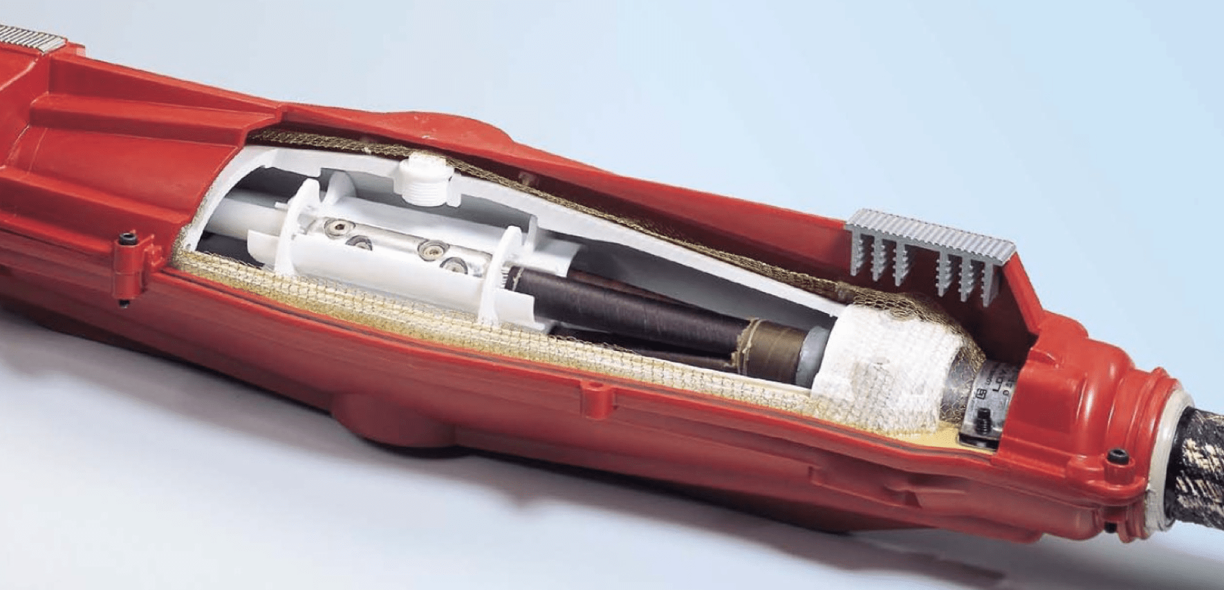 Fig. 2: Universal MV transition joint for paper and polymeric single and three core cables and different cable design.