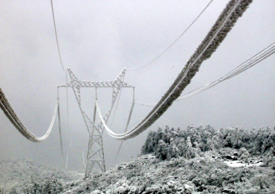 High voltage transmission lines